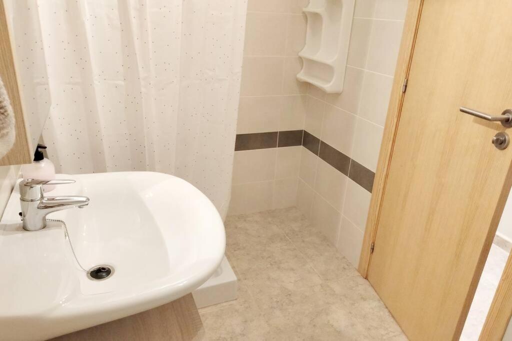 Residencial Azahar, Piscina Y Parking Gratis Apartment มอนโกฟาร์ ภายนอก รูปภาพ